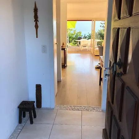 Vaste Rez De 4 Pieces Avec Vue Lac Et Jacuzzi Prive Region Montreux Proche Gare דירה לה טור-דה-פה