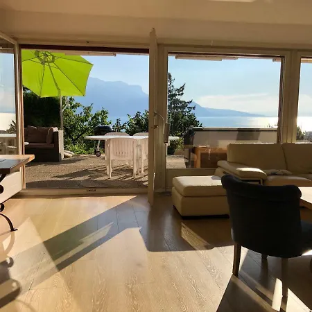 Vaste Rez De 4 Pieces Avec Vue Lac Et Jacuzzi Prive Region Montreux Proche Gare La Tour-de-Peilz